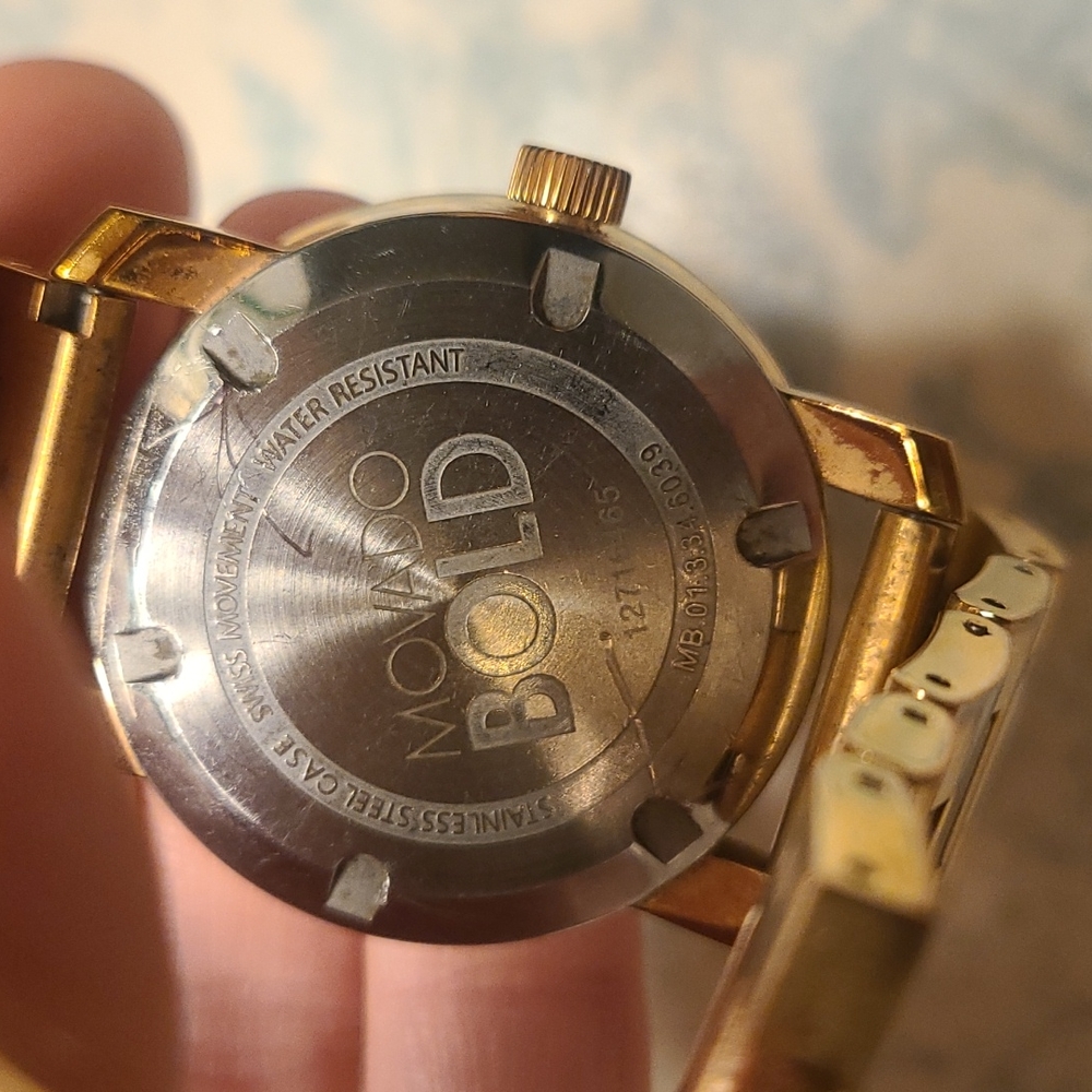 Movado Bold Rose Gold Used Needs Battery - Picture 3 of 8